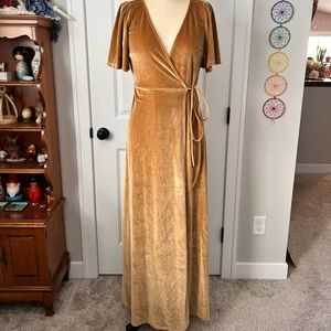 NWT Baltic Born Meghan Velvet Wrap Maxi Dress